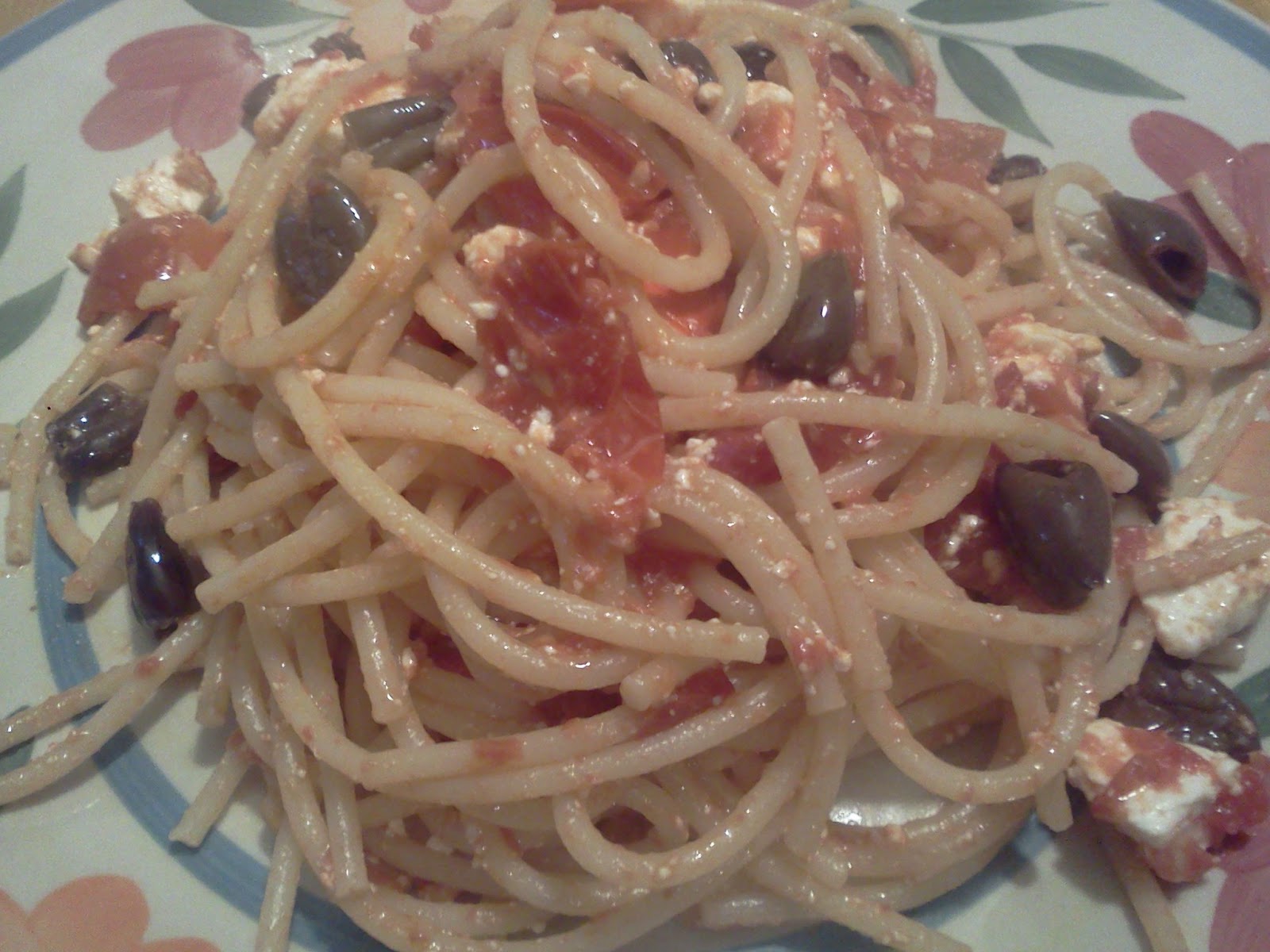 Ricetta Ruote Di Pasta Al Quartirolo Con Zafferano E Frutta Secca – Primo