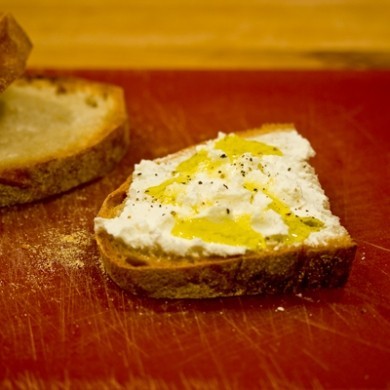 Ricetta Tartine Di Ricotta – Antipasto
