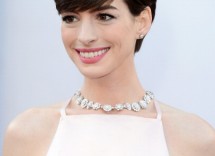 capelli corti frangia 1