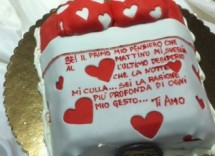 Cinque decorazioni per torte San Valentino