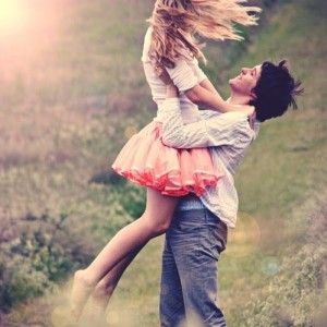 tumblr-boy-and-girl-hugging-600