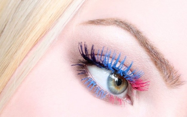 mascara colorato