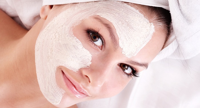 Peeling viso homemade con gelatina e succo vegetale