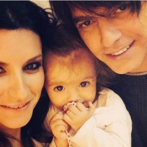 Chi è padre secondo figlio Laura Pausini