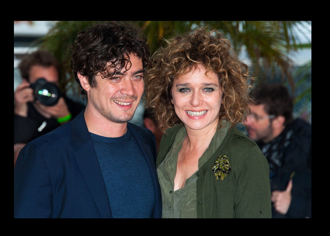 riccardo scamarcio e valeria golino sposi a marzo