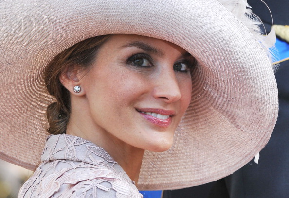 cappelli da cerimonia letizia di spagna dettaglio