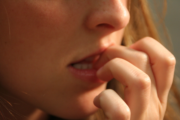 unghie mangiare malattia