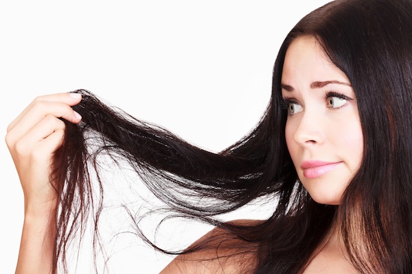 Come scegliere shampoo biologico per capelli secchi