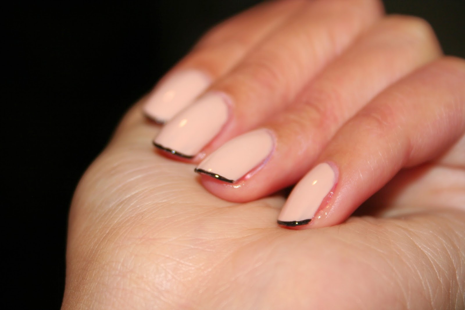 Idee nail art per festa di laurea