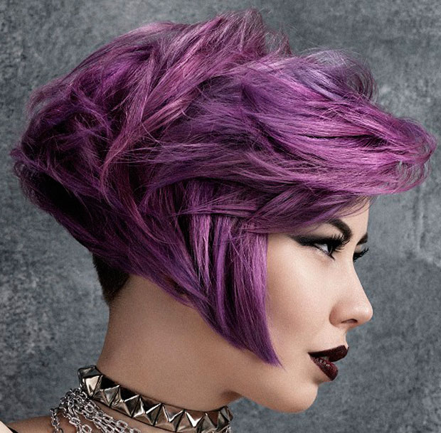 Come tingere capelli viola in casa