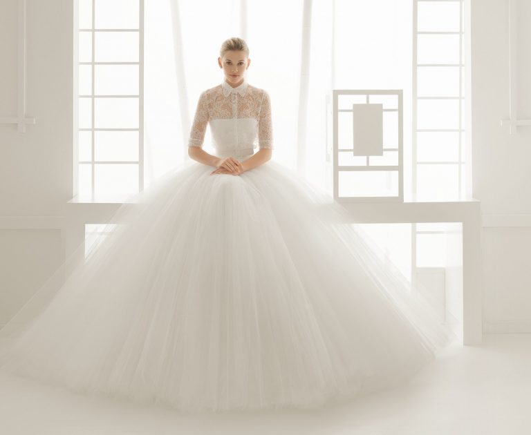 Modelli famosi di abiti da sposa a maniche lunghe