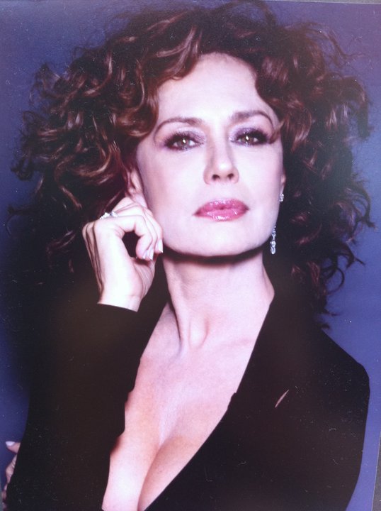 Corinne Clery concorrente Gf Vip