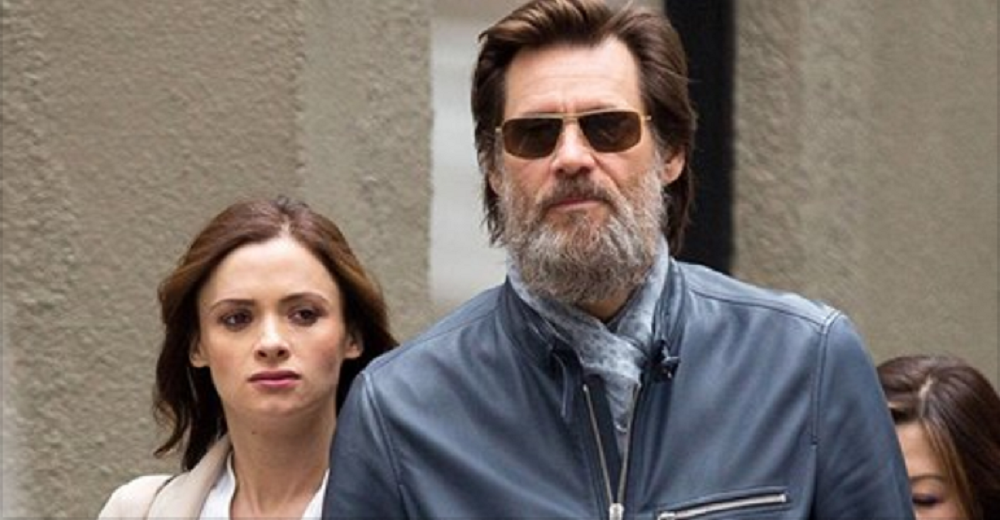 Jim Carrey ricattato dalla famiglia dell'ex fidanzata suicida: "Ora basta!"