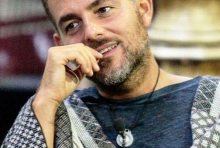 daniele bossari come era vestito