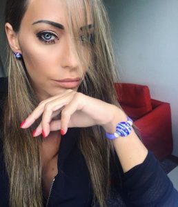 karina cascella contro cecilia