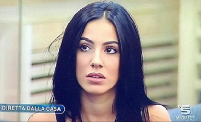 Giulia De Lellis rivelazioni sul suo passato: racconta tutto in lacrime