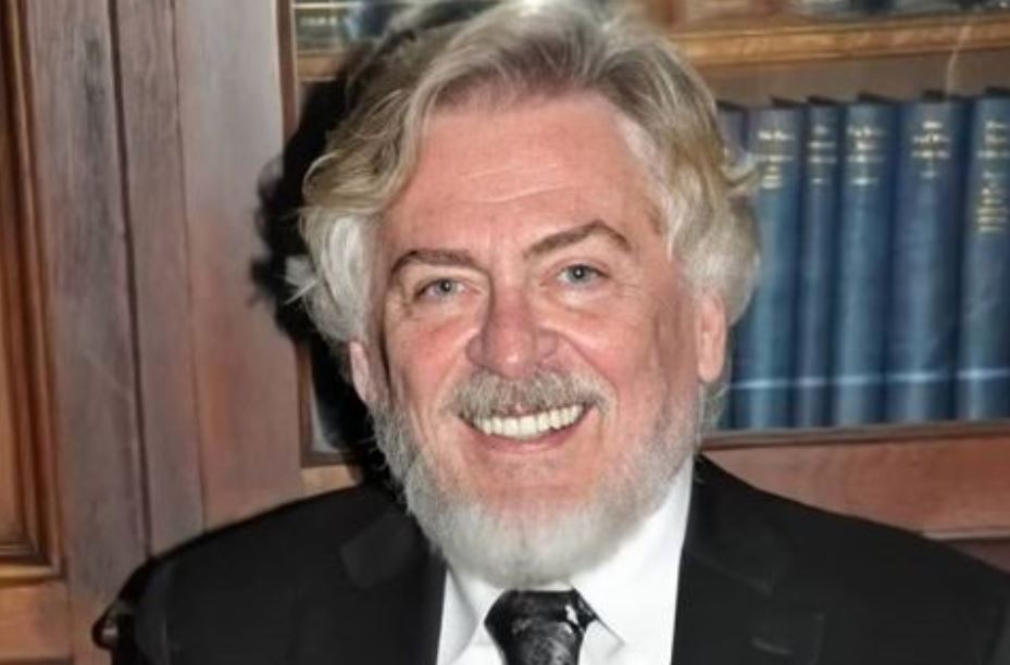 Daniel Davis &ndash; Niles