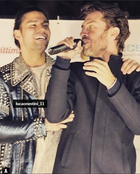 Amici sul palco