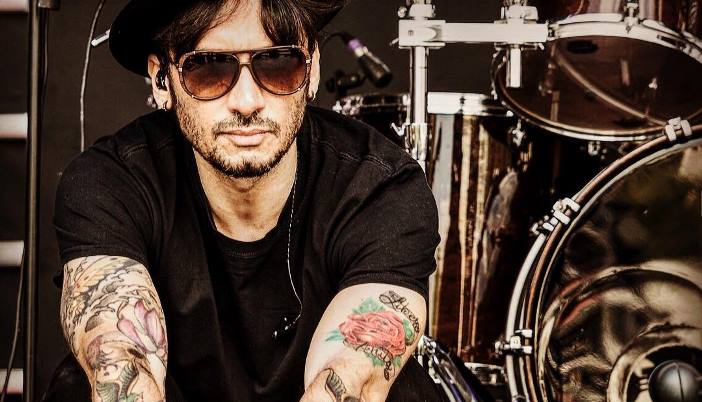problemi di droga di Fabrizio Moro