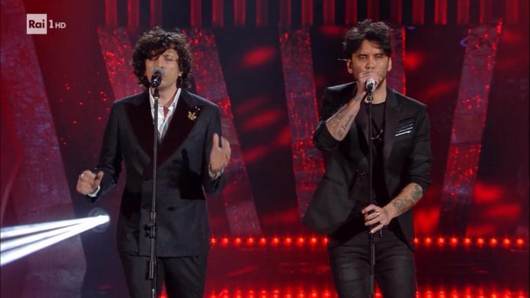 Ermal Meta e Fabrizio Moro sospesi