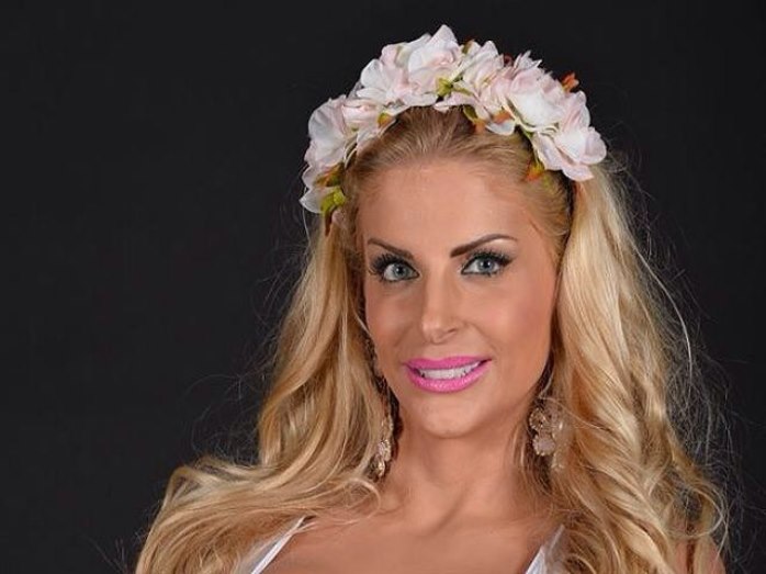 Francesca Cipriani molestata