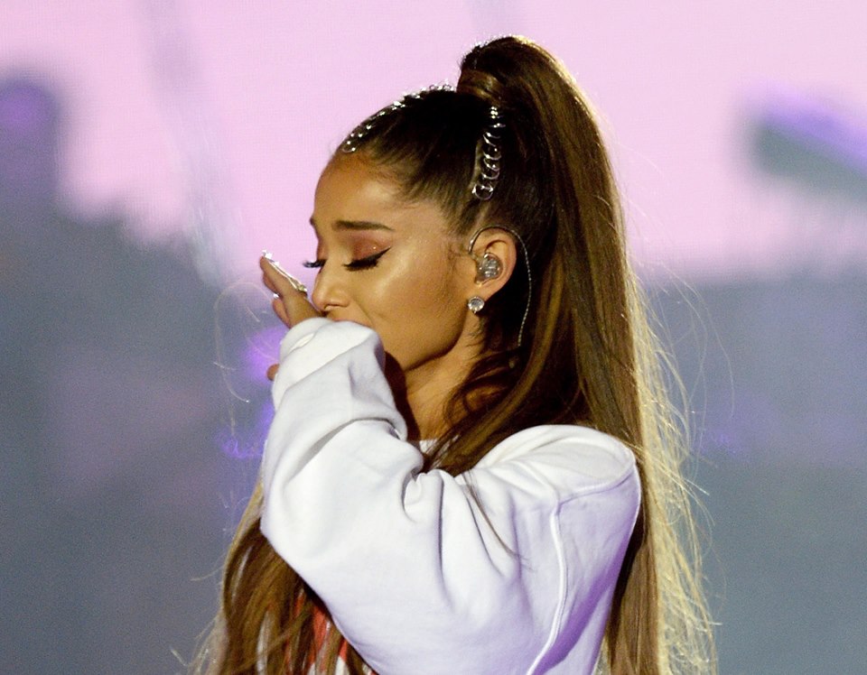 Commozione di Ariana Grande per Manchester