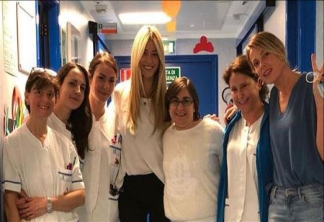 Alessia Marcuzzi saluta il figlio di Elena Santarelli