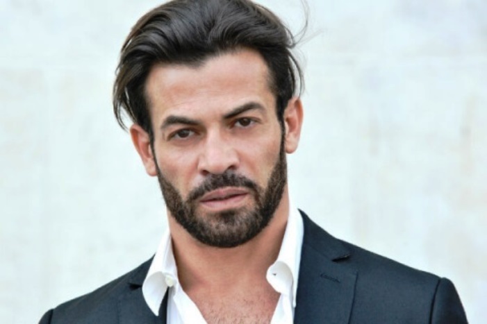 Gianni Sperti attacca Giorgio Manetti