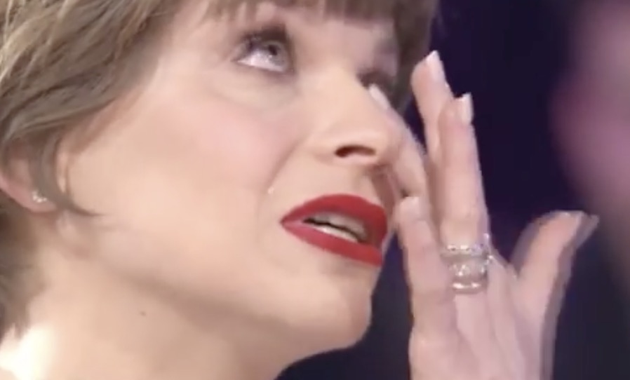 alessandra amoroso piange buddy