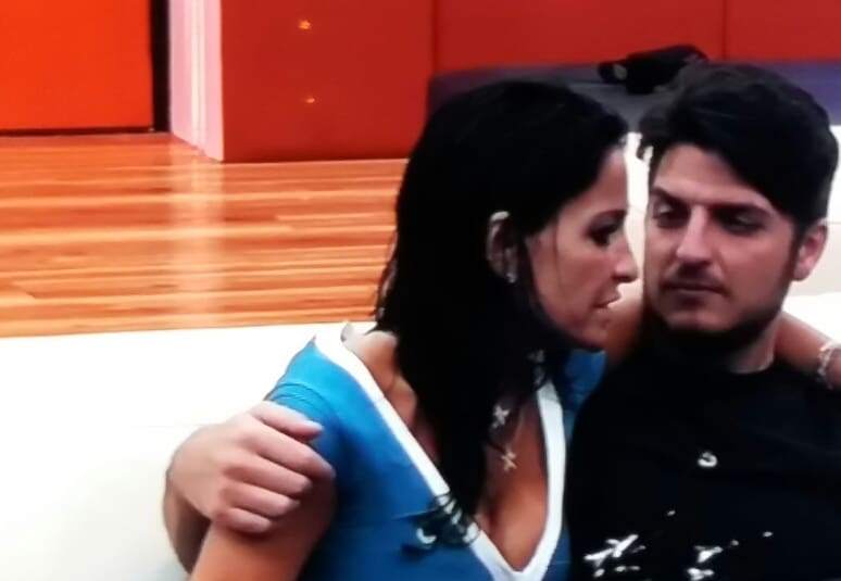 Aida Nizar contro Luigi Favoloso