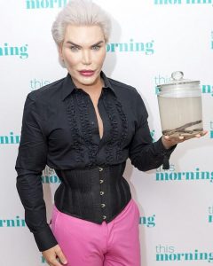 Angelo Sanzio contro Rodrigo Alves