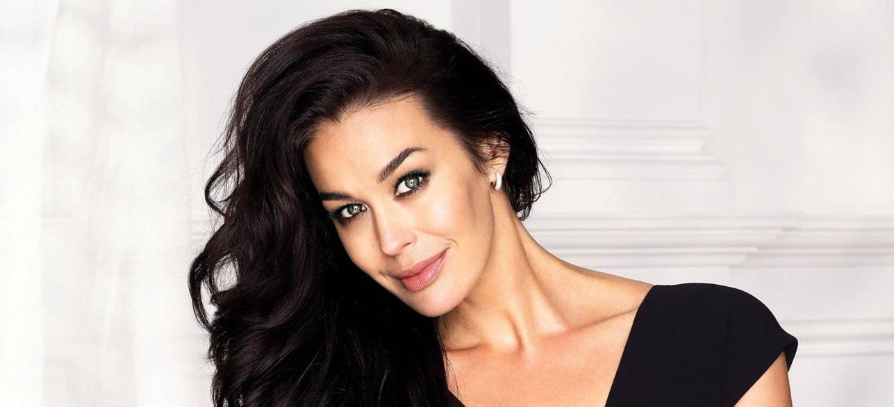 megan gale
