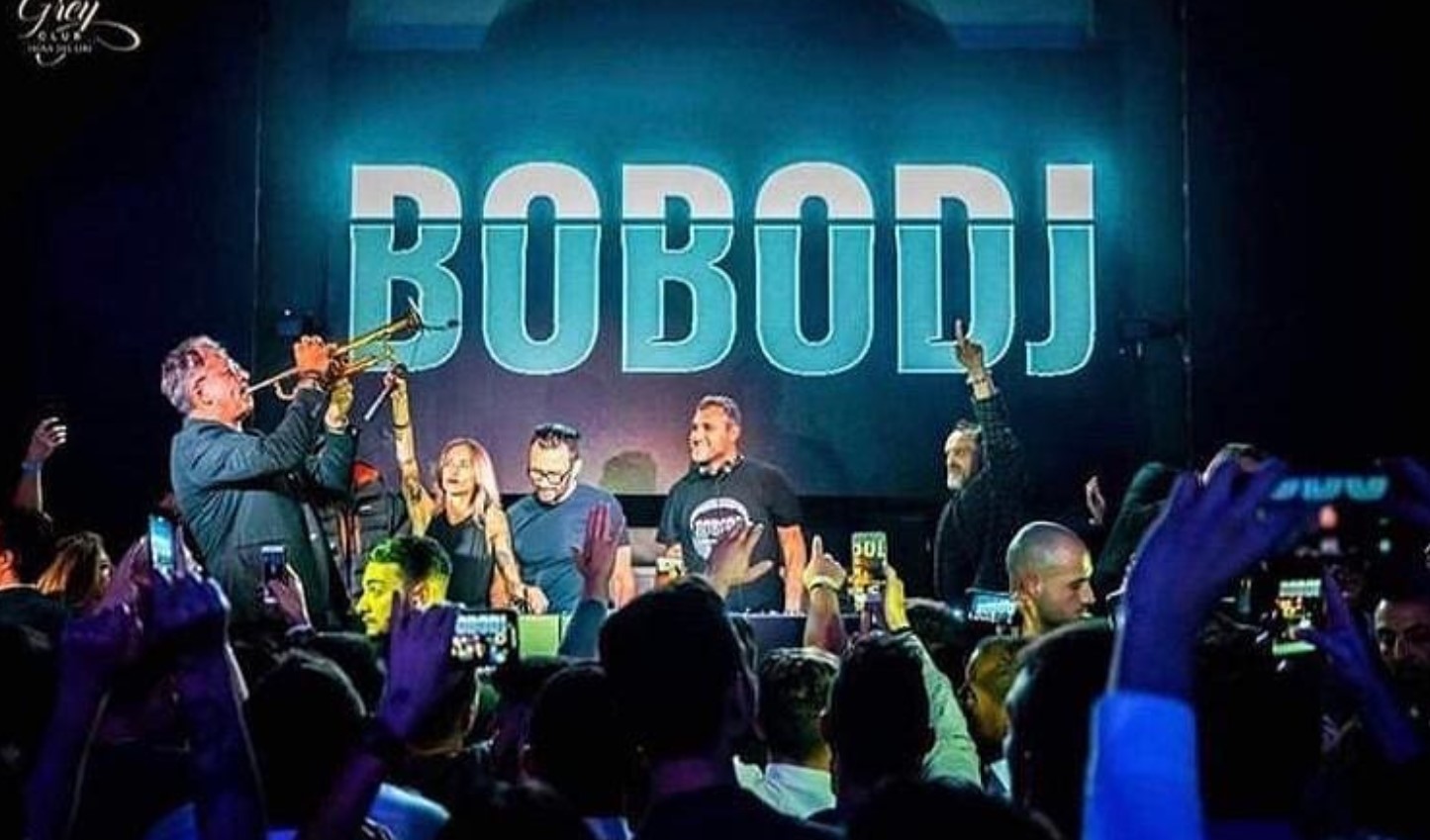 Bobo Vieri nuova canzone