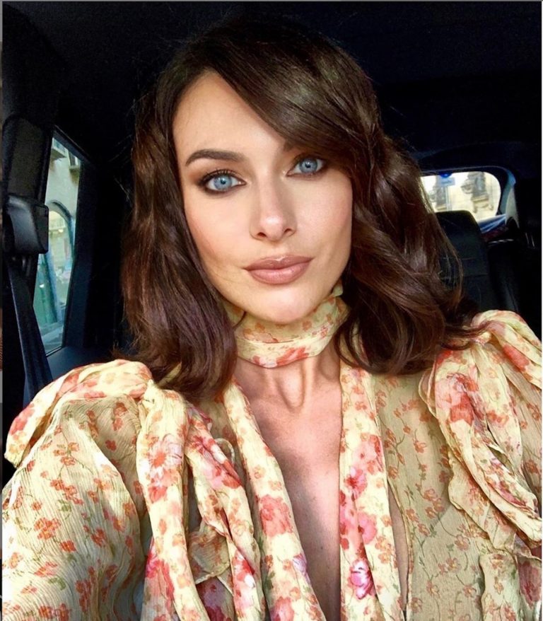 milano fashion week paola