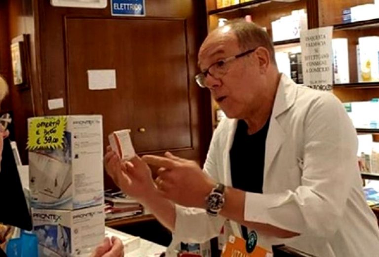 Carlo Verdone farmacia