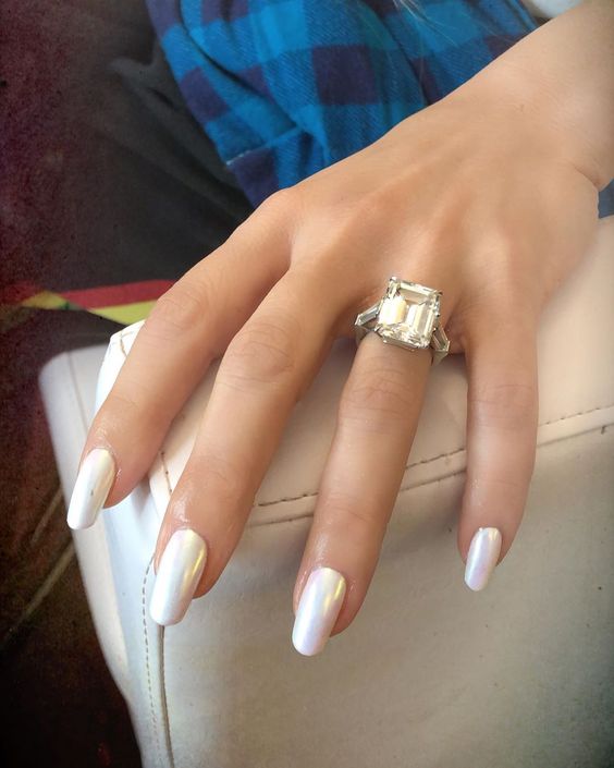 jlo nail