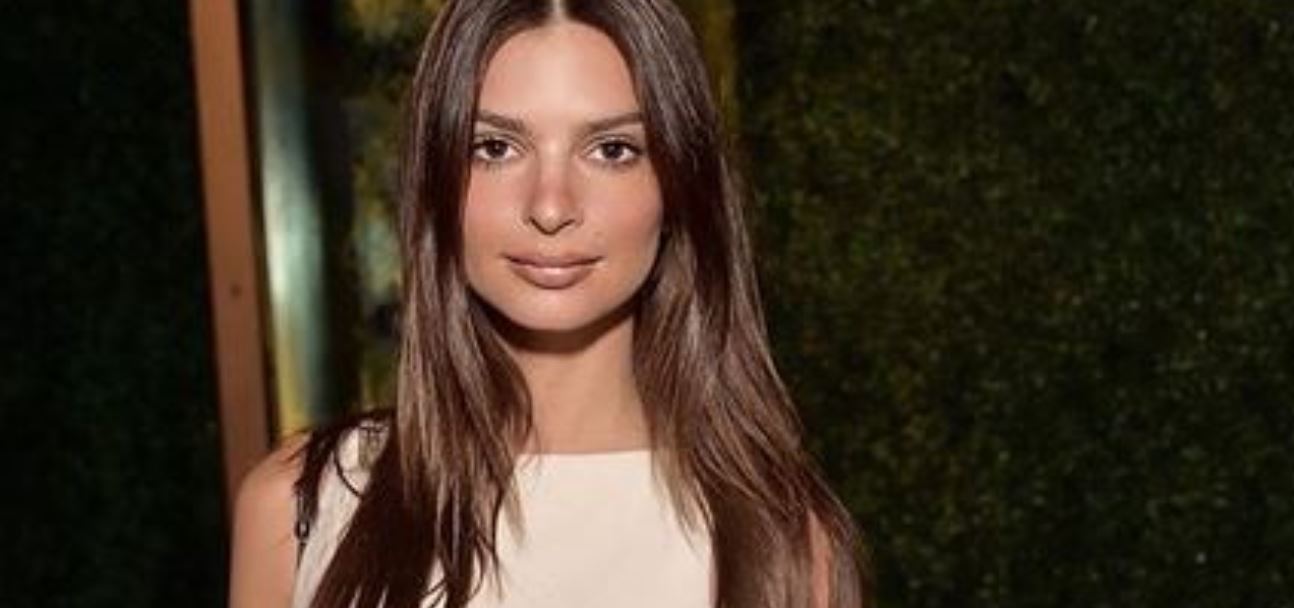 Emily Ratajkowski
