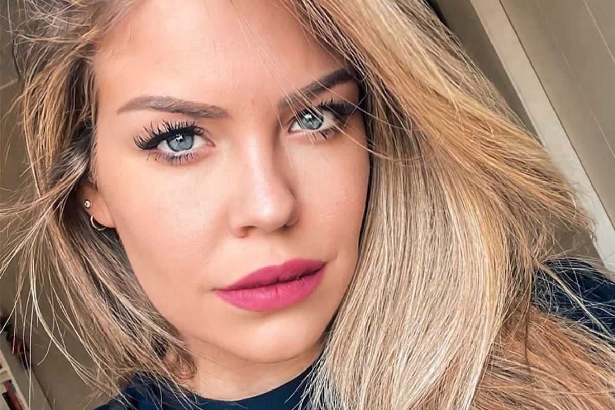 Costanza Caracciolo