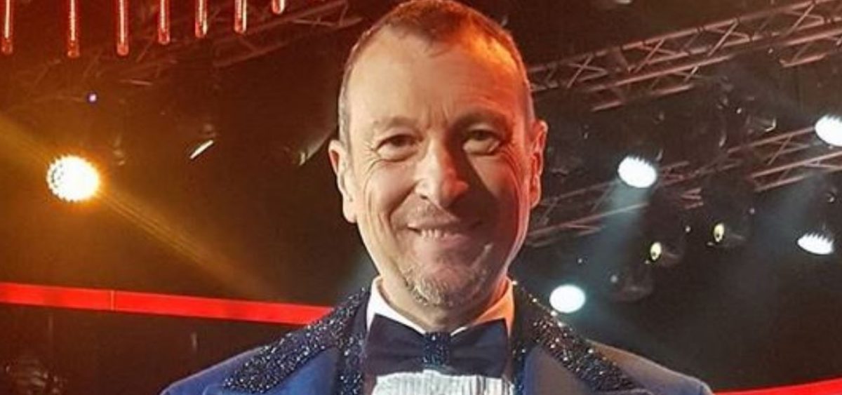 Amadeus: il look per il Festival di Sanremo 2020 | Donne Magazine