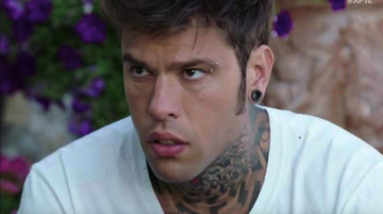 fedez codacons atto giudiziario