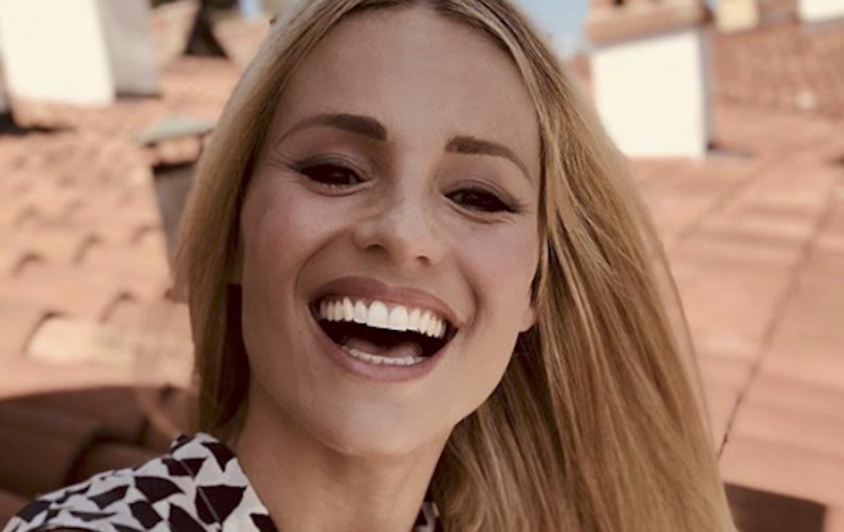 MichelleHunzikerquarantenafamigliaallargata