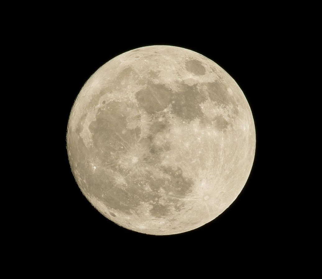 superluna aprile 2020