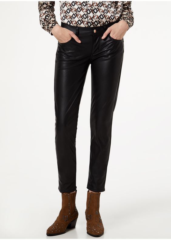 come scegliere i pantaloni in base al fisico