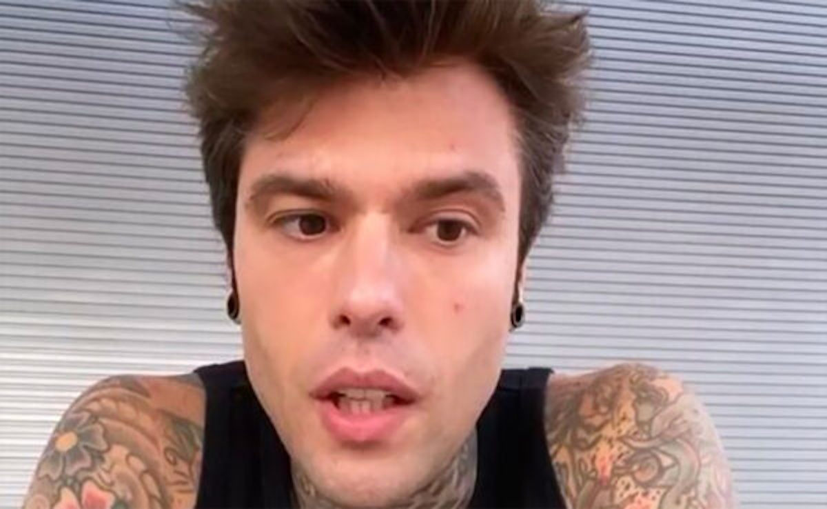 fedez codacons archiviazione