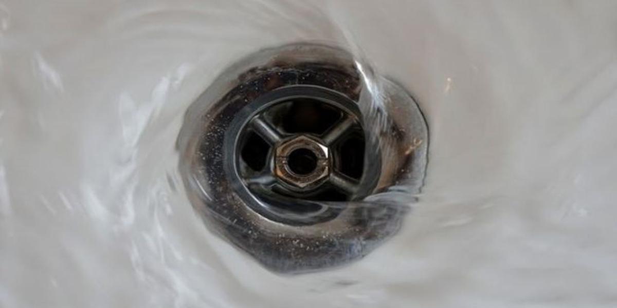 come pulire scarico doccia