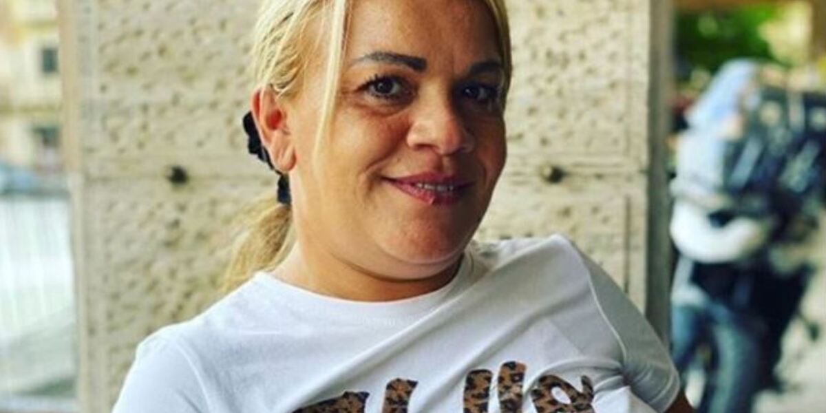 angela da mondello contro lele mora