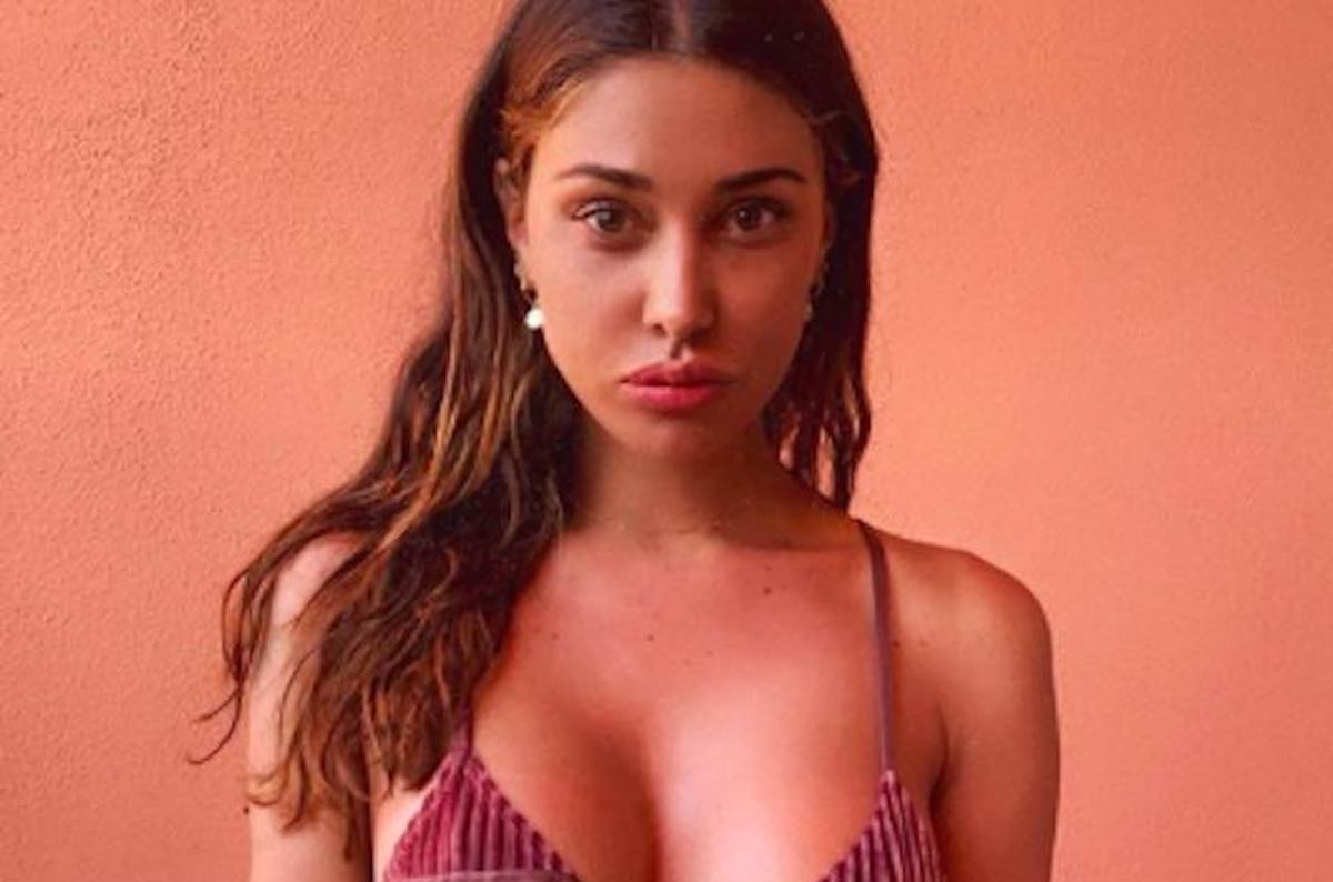 belen pancia gravidanza