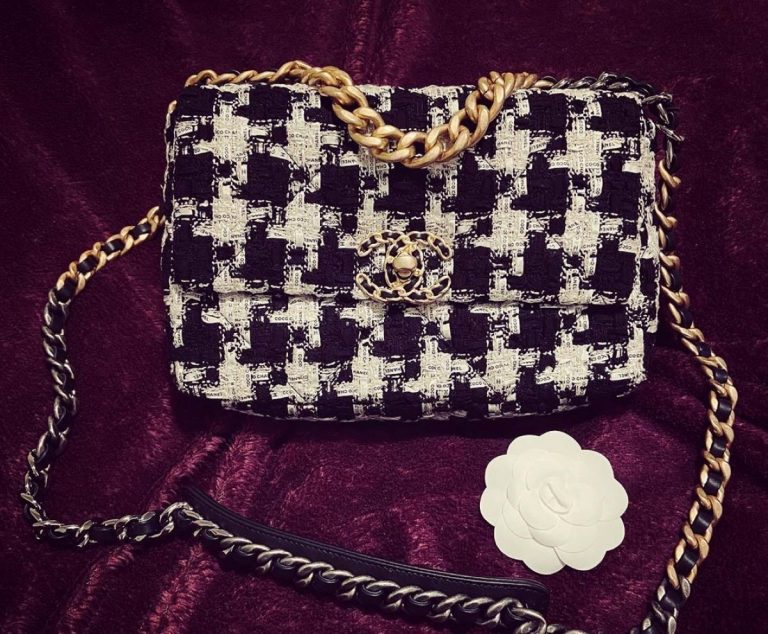 Chanel 19: la borsa, il prezzo e modelli