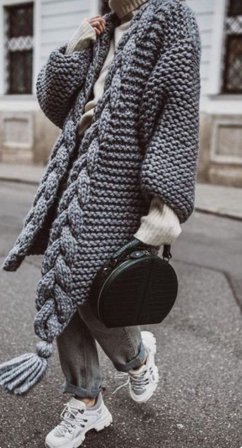 look oversize cardigan