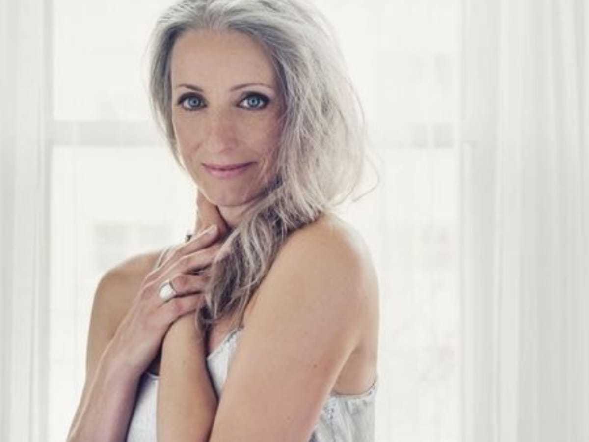 come ridurre i sintomi della menopausa copertina